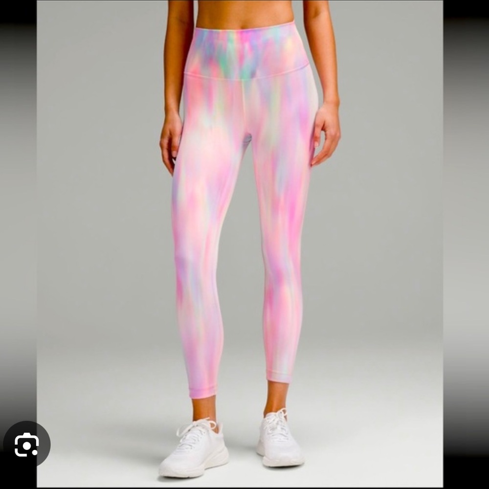 NWT lululemon Wunder Train High-Rise Pant 25”, Psychedelic Multi, Size 4